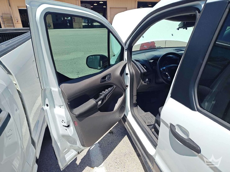 2019-ford-transit-connect-image-9