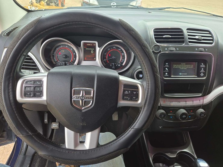 2017-dodge-journey-sxt-image-14