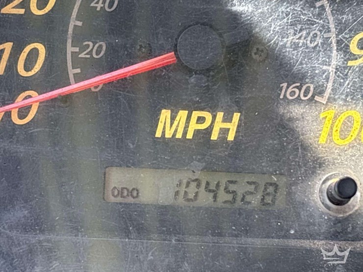 2007-isuzu-npr-image-5