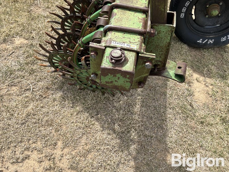 deere-tires-image-13