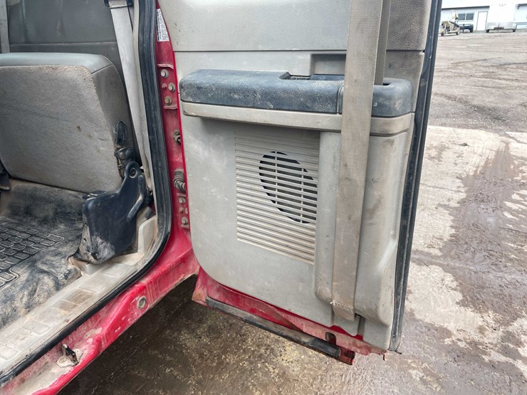 2008-ford-f550-xl-image-86