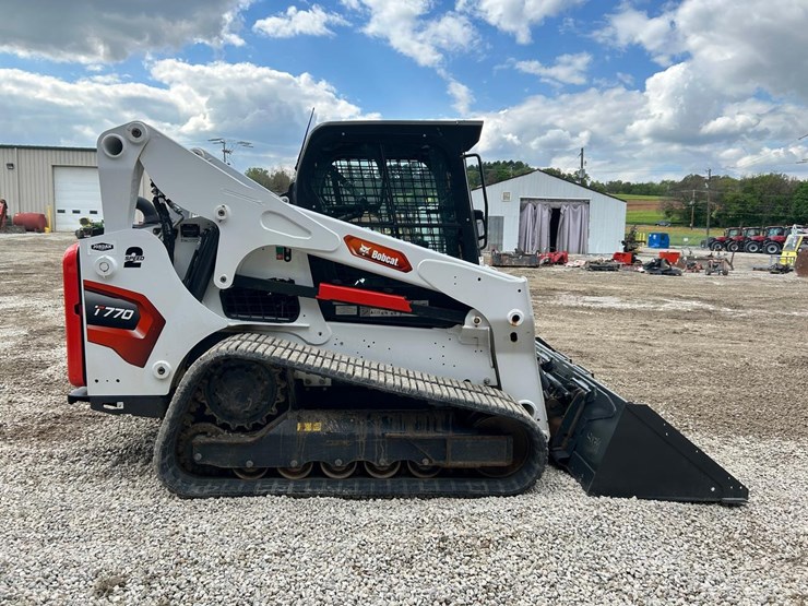 2023-bobcat-t770-image-5
