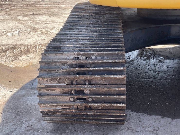 komatsu-pc308-image-13