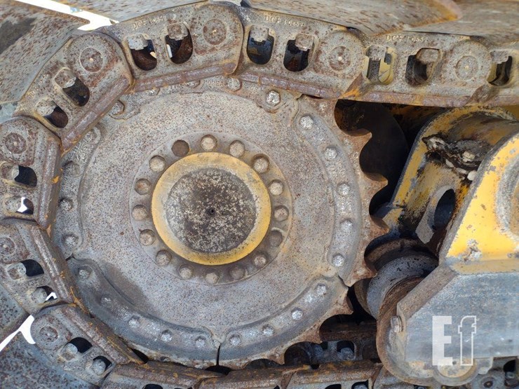 2007-deere-700j-lgp-image-33