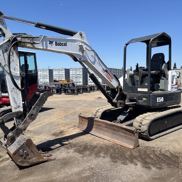 2018 BOBCAT E50