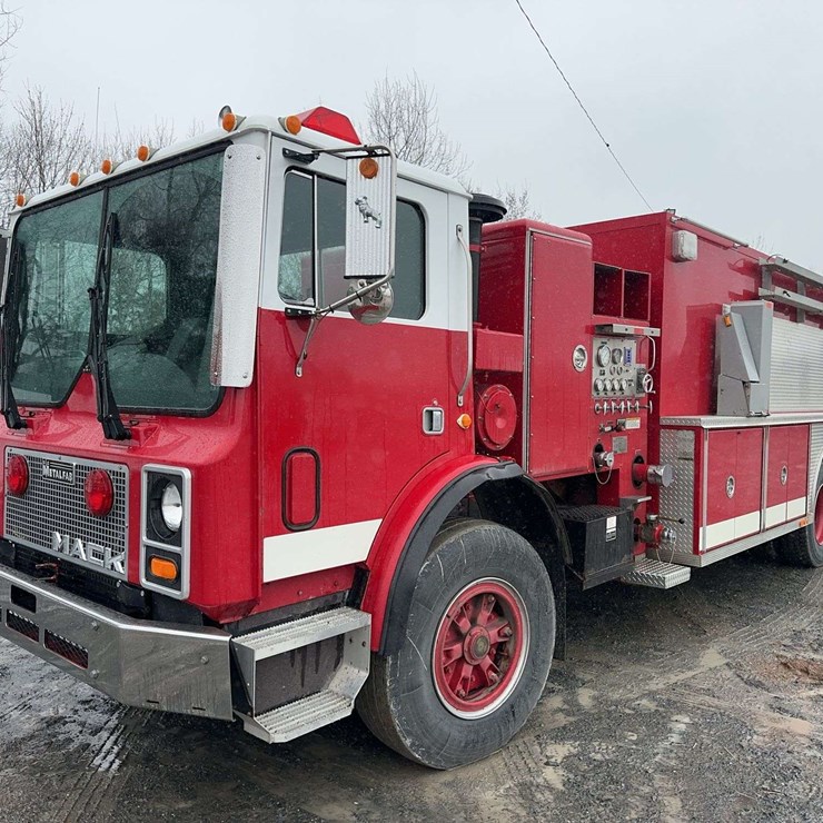1991 MACK MR688S