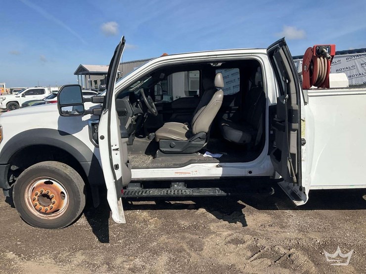 2019-ford-f450-image-21