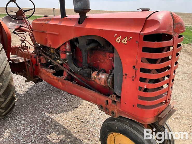 1949-massey-ferguson-44-image-10