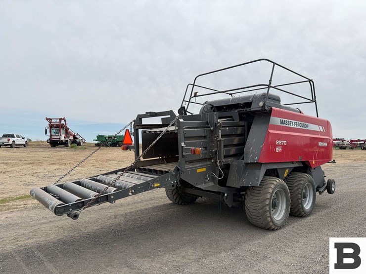 2022-massey-ferguson-2270-image-6