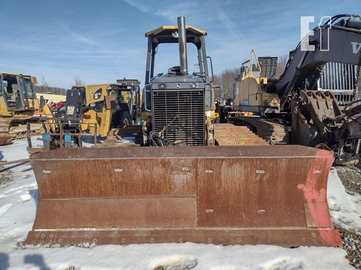 2007-deere-700j-lgp-image-2