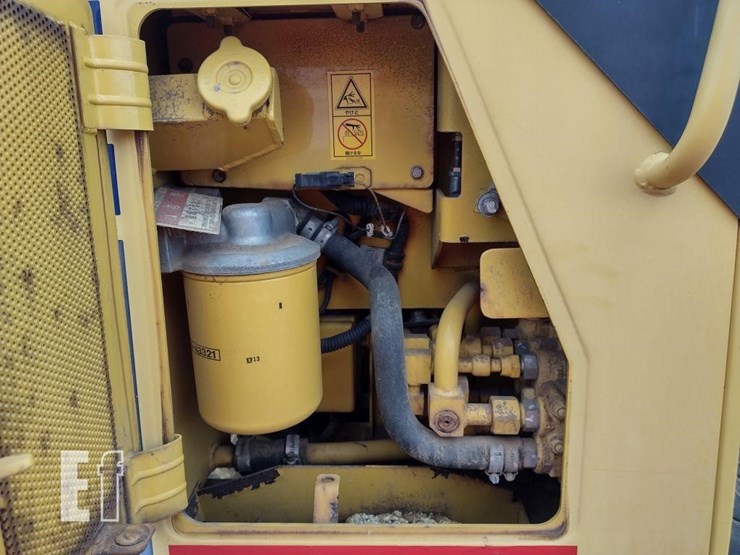2012-komatsu-d21p-8e0-image-34