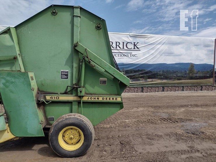 john-deere-410-image-6