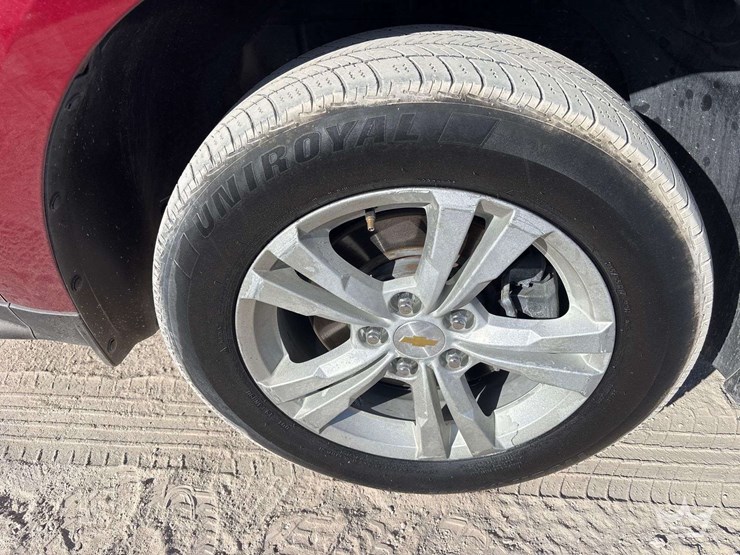 2012-chevrolet-equinox-image-28