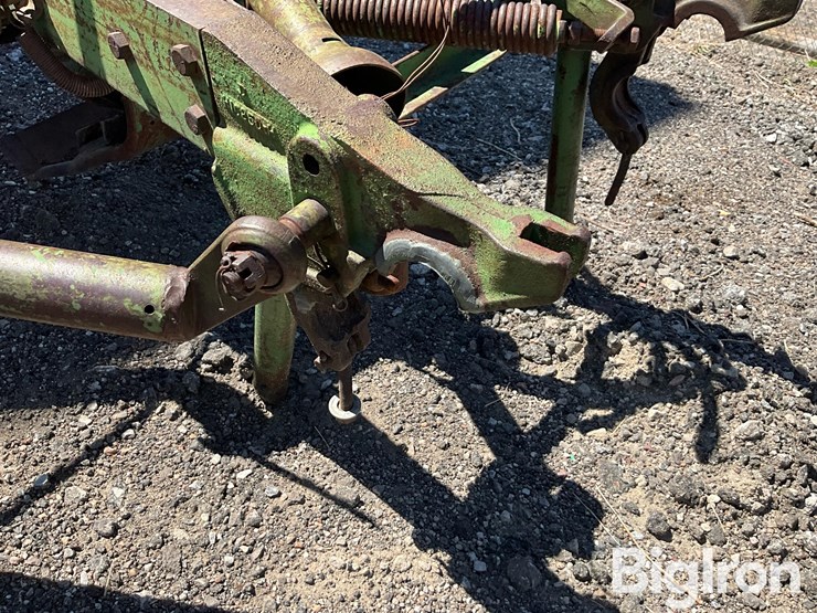 john-deere-7-image-9