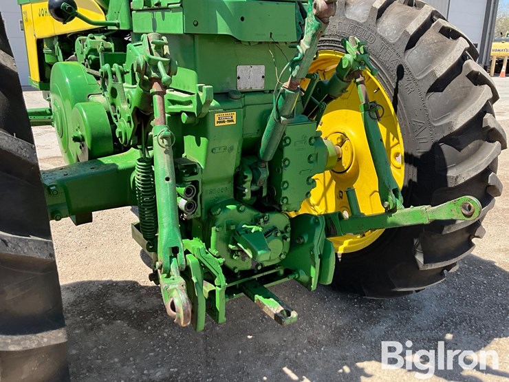 1959-john-deere-730-image-9