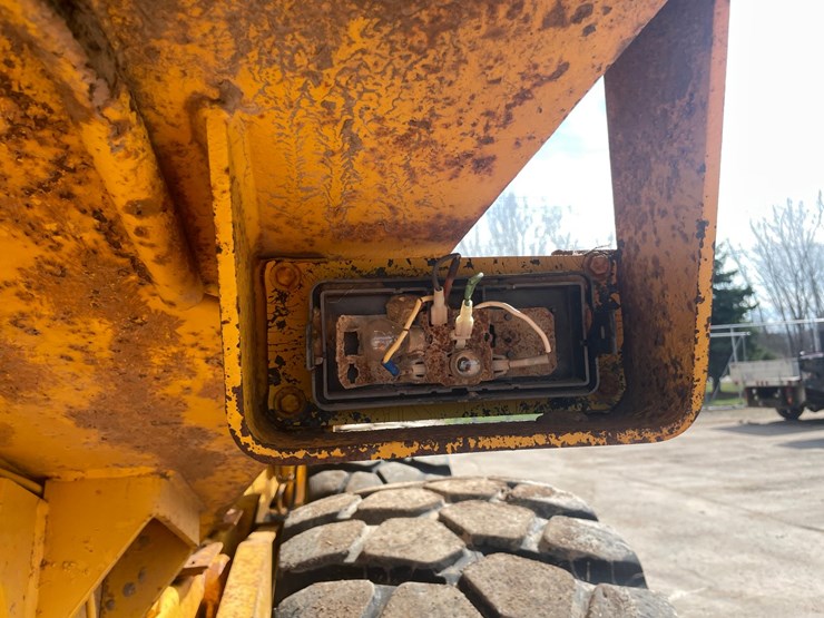 volvo-a25-image-18