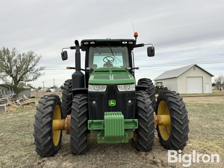 2013-john-deere-8285r-image-2