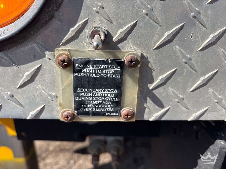 2014-ford-f550-image-27
