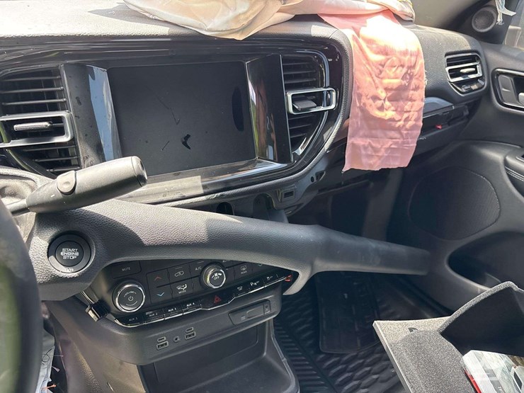 2023-dodge-durango-image-14