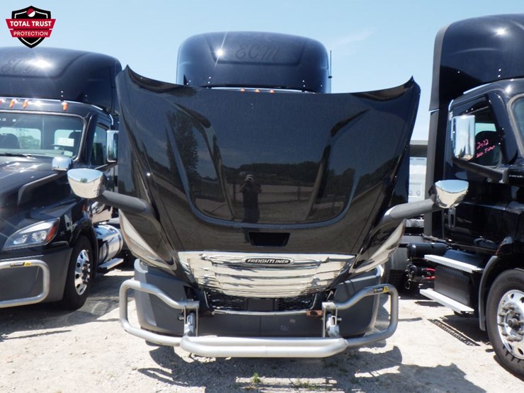 2022-freightliner-cascadia-116-image-19