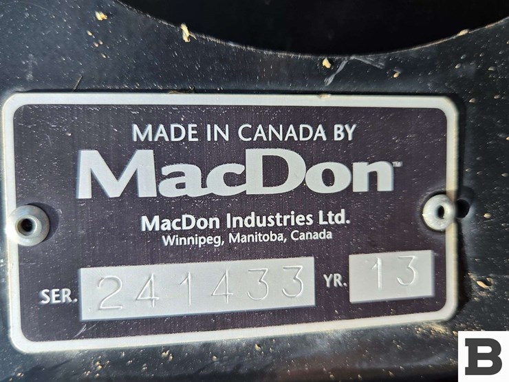 2013-macdon-35-ft-draper-header-and-stoess-header-cart-image-3