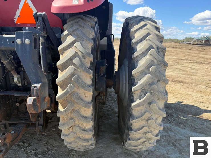 2015-case-ih-magnum-310-image-70