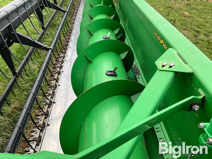 2011-john-deere-635f-image-11