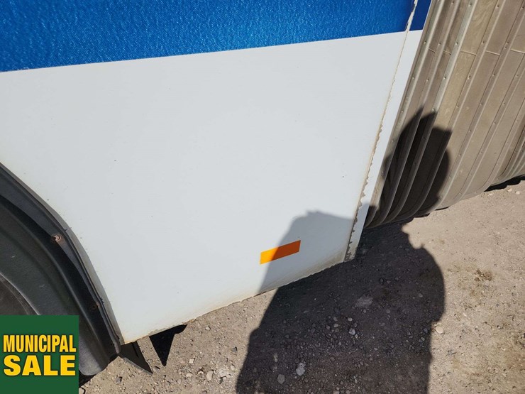 2006-new-flyer-d40lf-image-68
