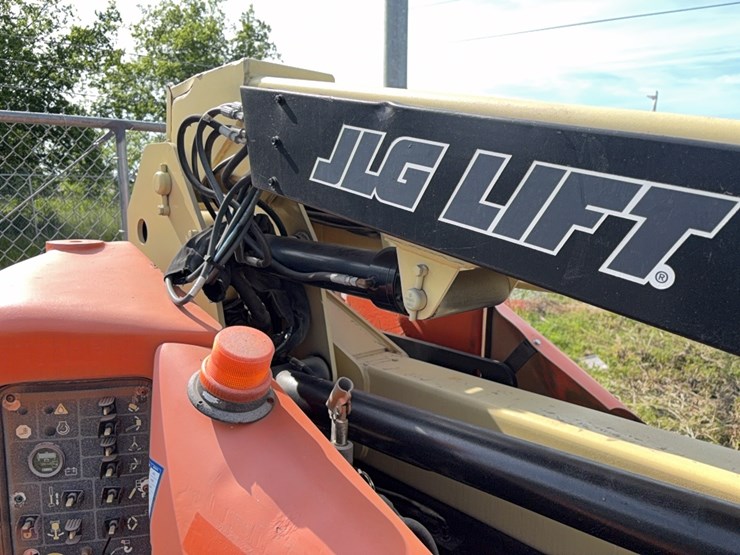 jlg-e400ajp-image-8