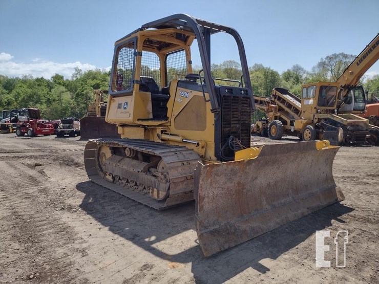 2004-deere-650h-image-38