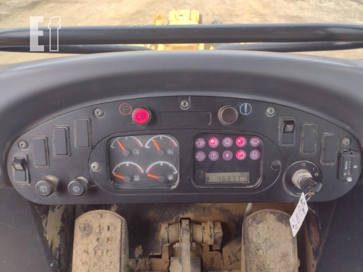 2005-caterpillar-953c-image-7