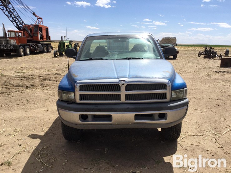 1998-dodge-ram-2500-image-2