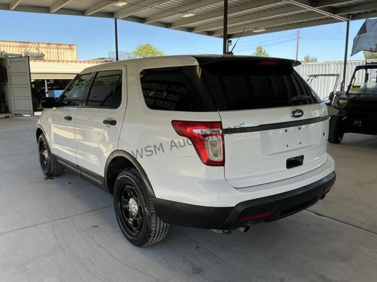 2014-ford-explorer-image-5