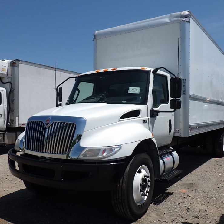 2019 INTERNATIONAL DURASTAR 4300