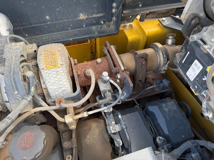 komatsu-pc490-lc-11-image-44
