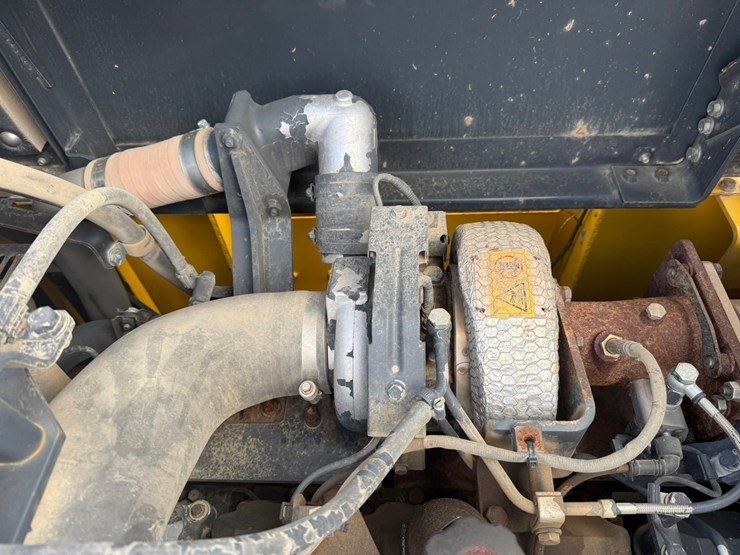 komatsu-pc490-lc-11-image-43