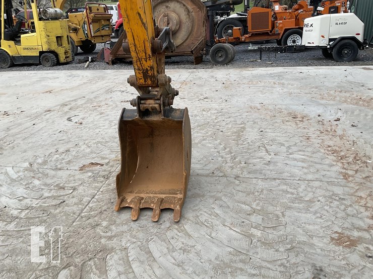 2020-jcb-85z-2-image-11