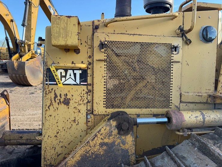 caterpillar-d4h-lgp-image-19