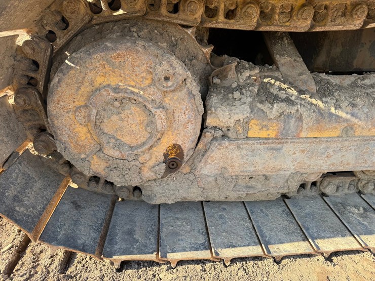caterpillar-d4g-lgp-image-63