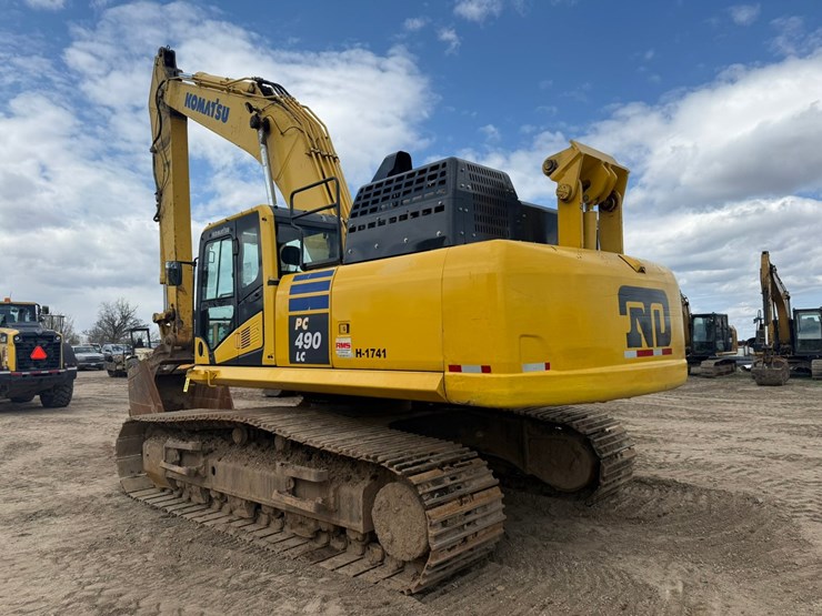 komatsu-pc490-lc-11-image-3
