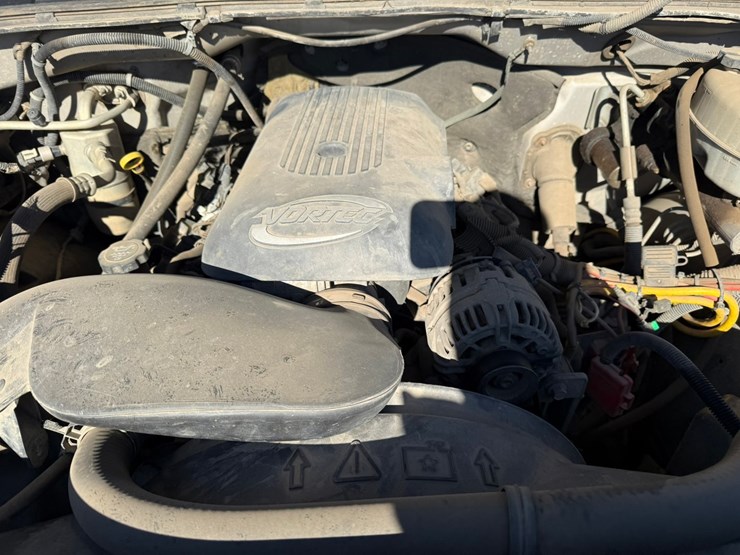 2006-chevrolet-2500-image-17