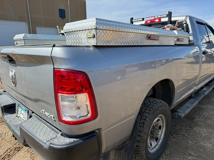 2021-dodge-2500-image-22