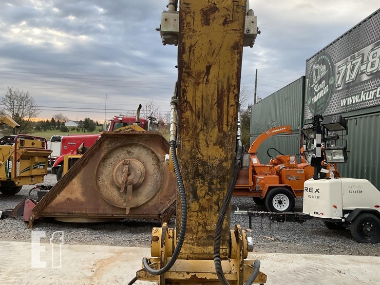 2015-caterpillar-m313d-image-10