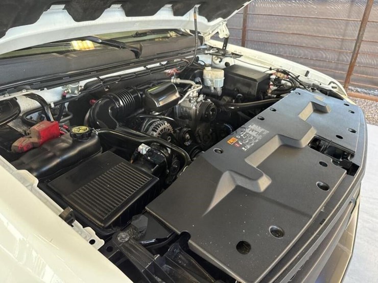 2012-chevrolet-silverado-1500-image-15
