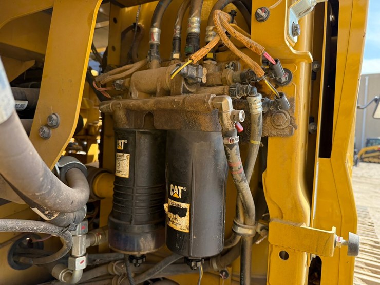 caterpillar-336-image-51