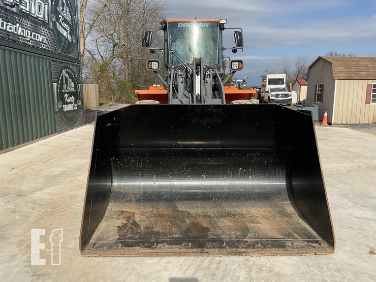 2021-doosan-dl200-5-image-7
