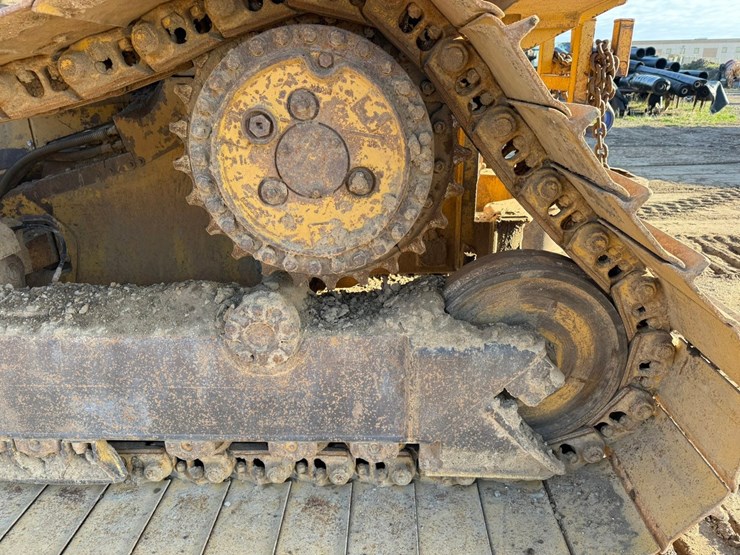caterpillar-d4h-lgp-image-65