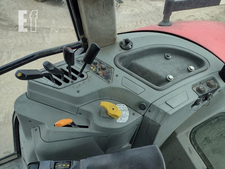 massey-ferguson-8270-image-9