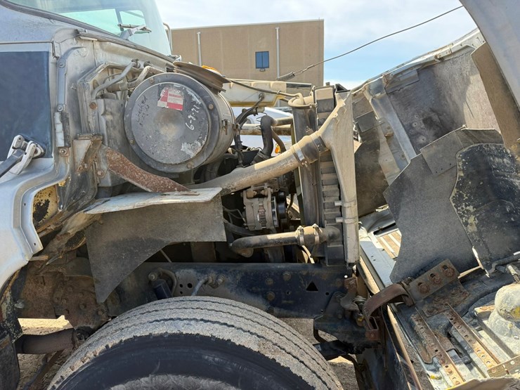 1993-ford-l8000-image-19