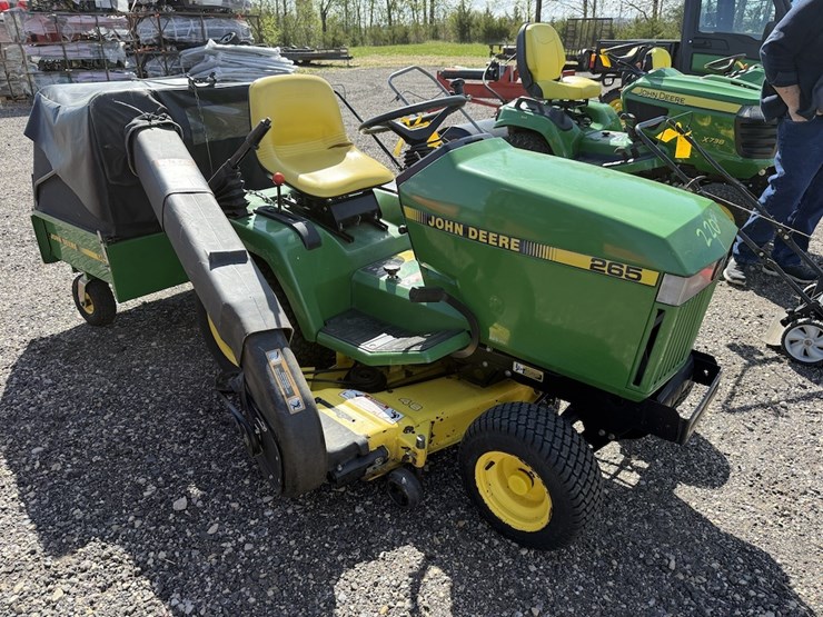 john-deere-265-image-1